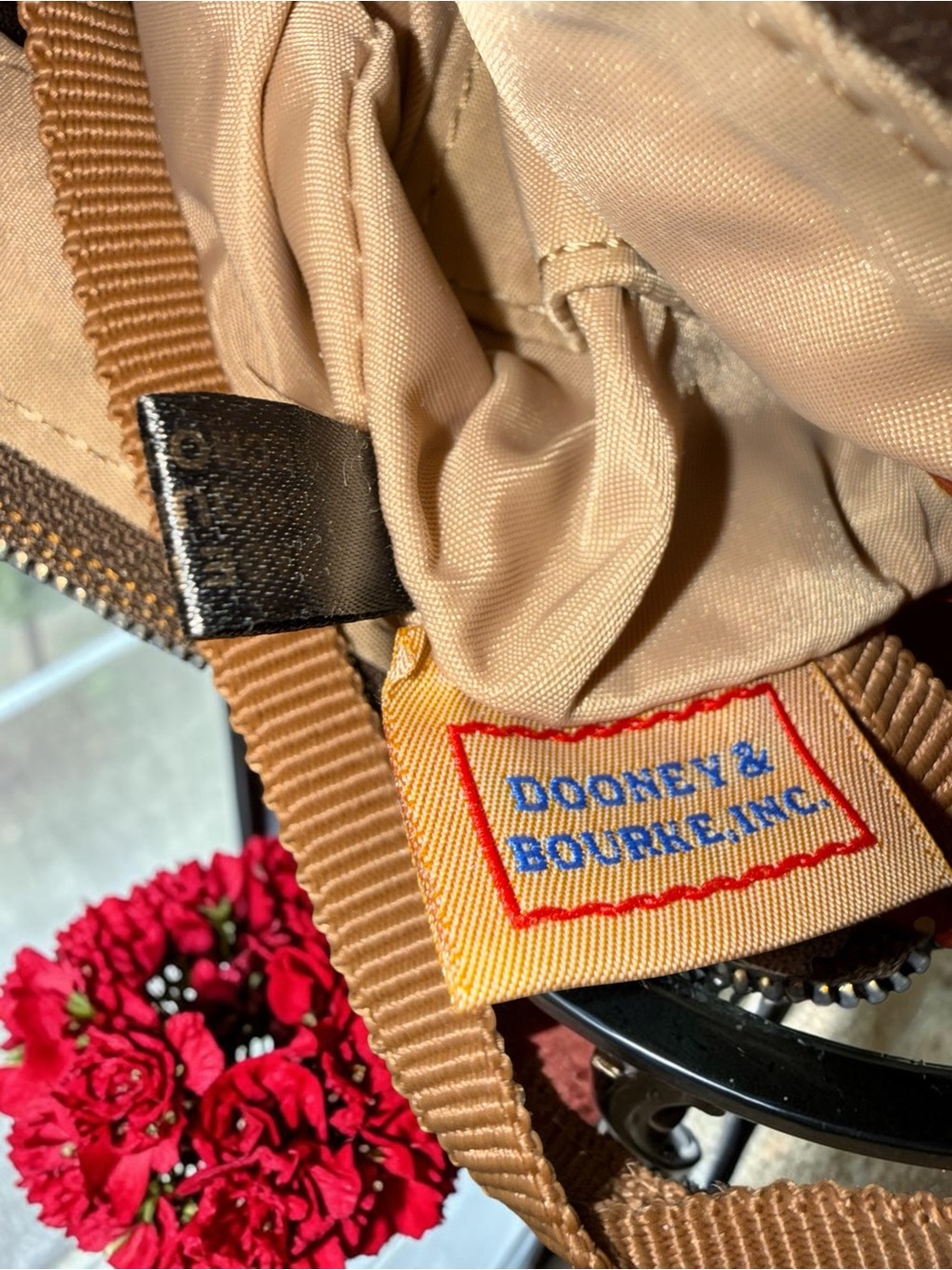 Dooney & Bourke Navy NWT Nylon Crossbody with Brown Leather Trim - Picture 5 of 9